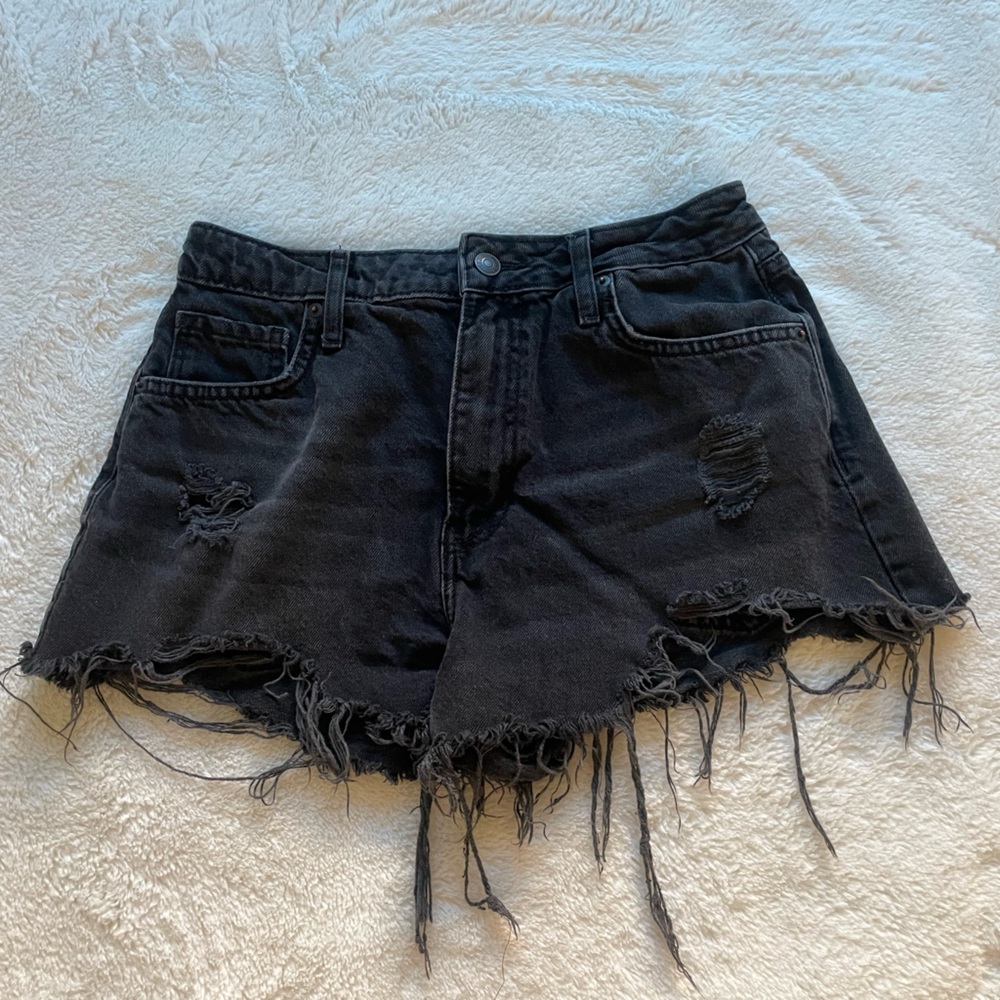 Women’s Forever 21 Distressed Ripped Shorts